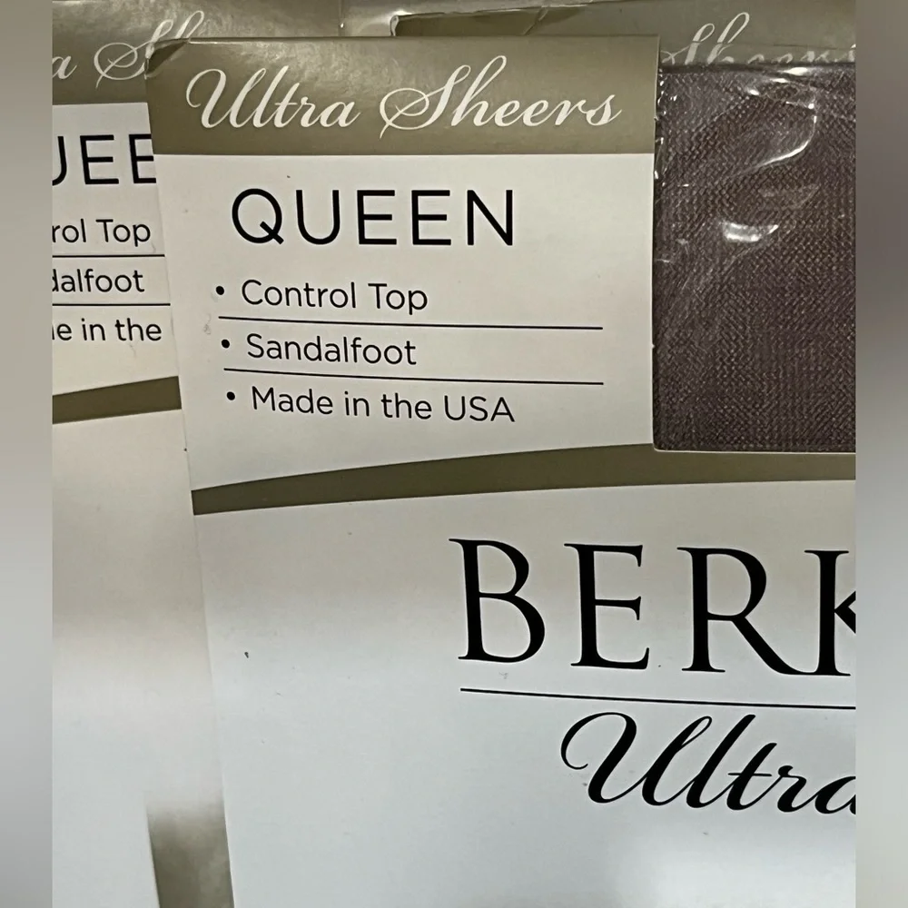 Berkshire Ultra Sheers in Ivory and NU GRAY, LOT OF 3 SIZEES 3X—4X